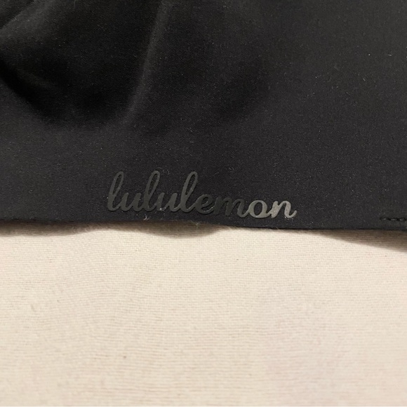 Lululemon Like Nothing Bra Size 32D - Picture 3 of 16